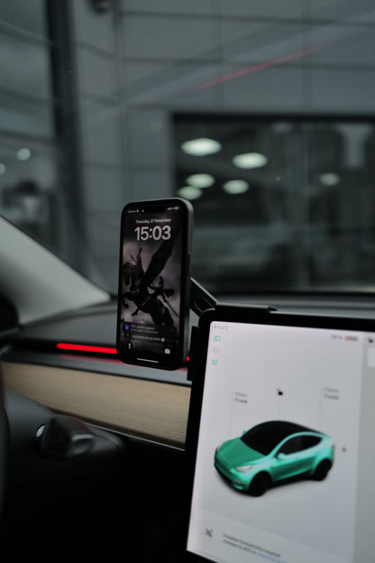 QuietGuard™ MagSafe Phone Holder