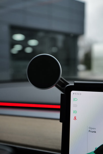 QuietGuard™ MagSafe Phone Holder