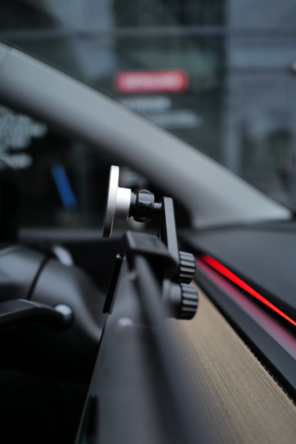 QuietGuard™ MagSafe Phone Holder